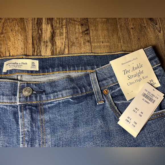 Abercrombie NWT Ultra High Rise Ankle Straight Jean Size 35 - Picture 5 of 6